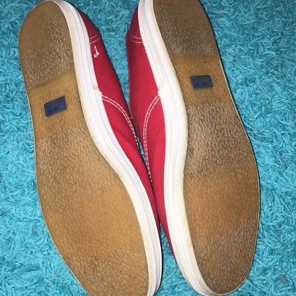 Red Keds - Picture 5 of 5